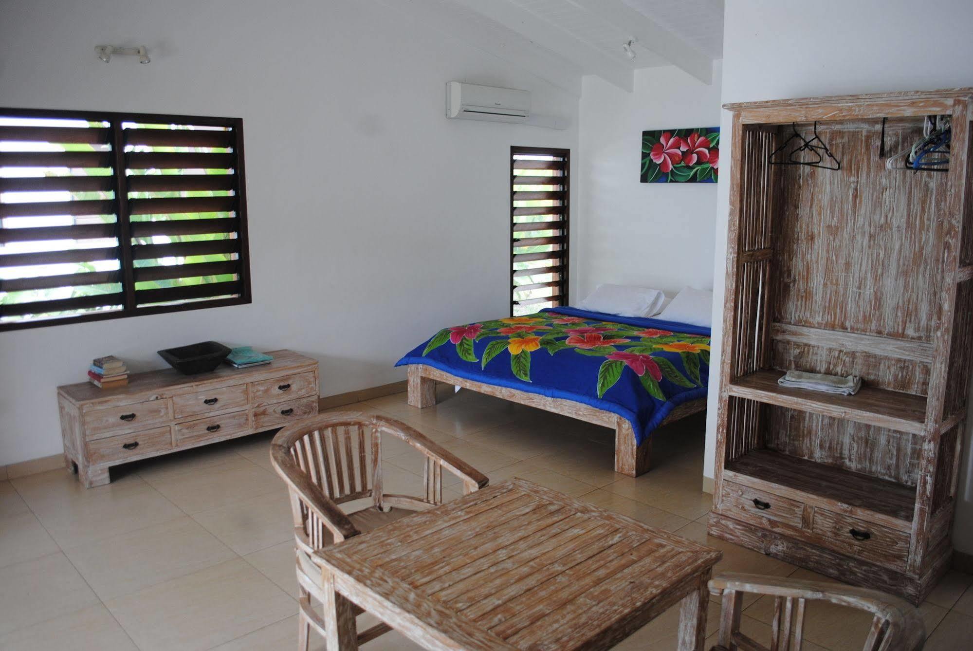פורט וילה Angelfish Cove Villas מראה חיצוני תמונה
